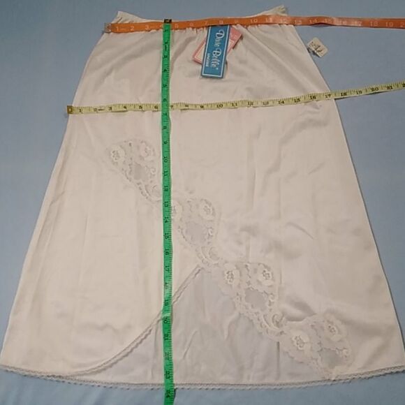 Dixie Belle Vintage Skirt - Picture 4 of 10